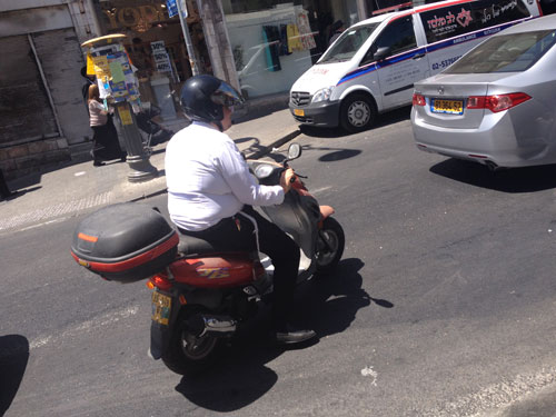 Israelis love mopeds